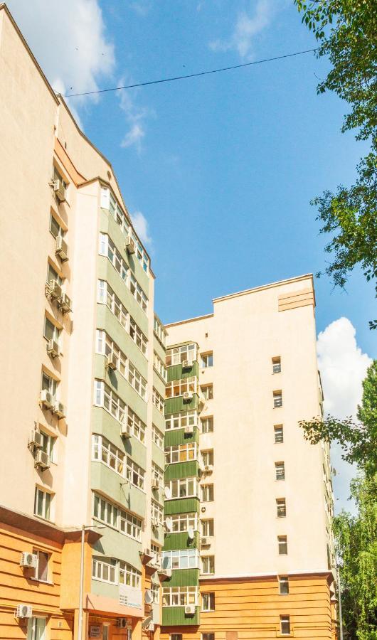 Apartmán Rybalskaya 8 Kyjev Exteriér fotografie